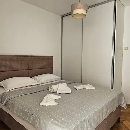 Mn One Bedroom Appartement Budva