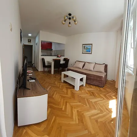 Mn One Bedroom Appartement *