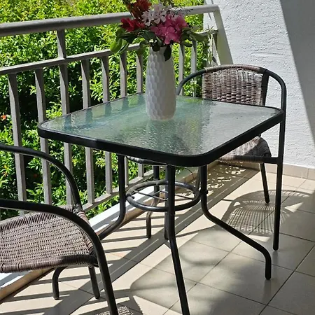 Mn One Bedroom Appartement *