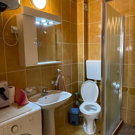 Mn One Bedroom *